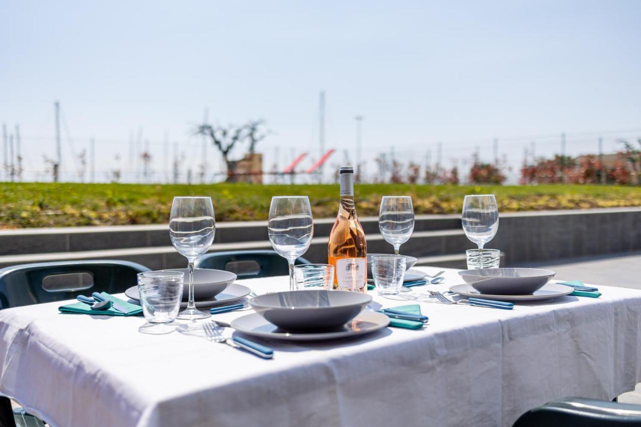 Aregai Marina Exclusive Seaside Apartments Santo Stefano al Mare Exterior foto