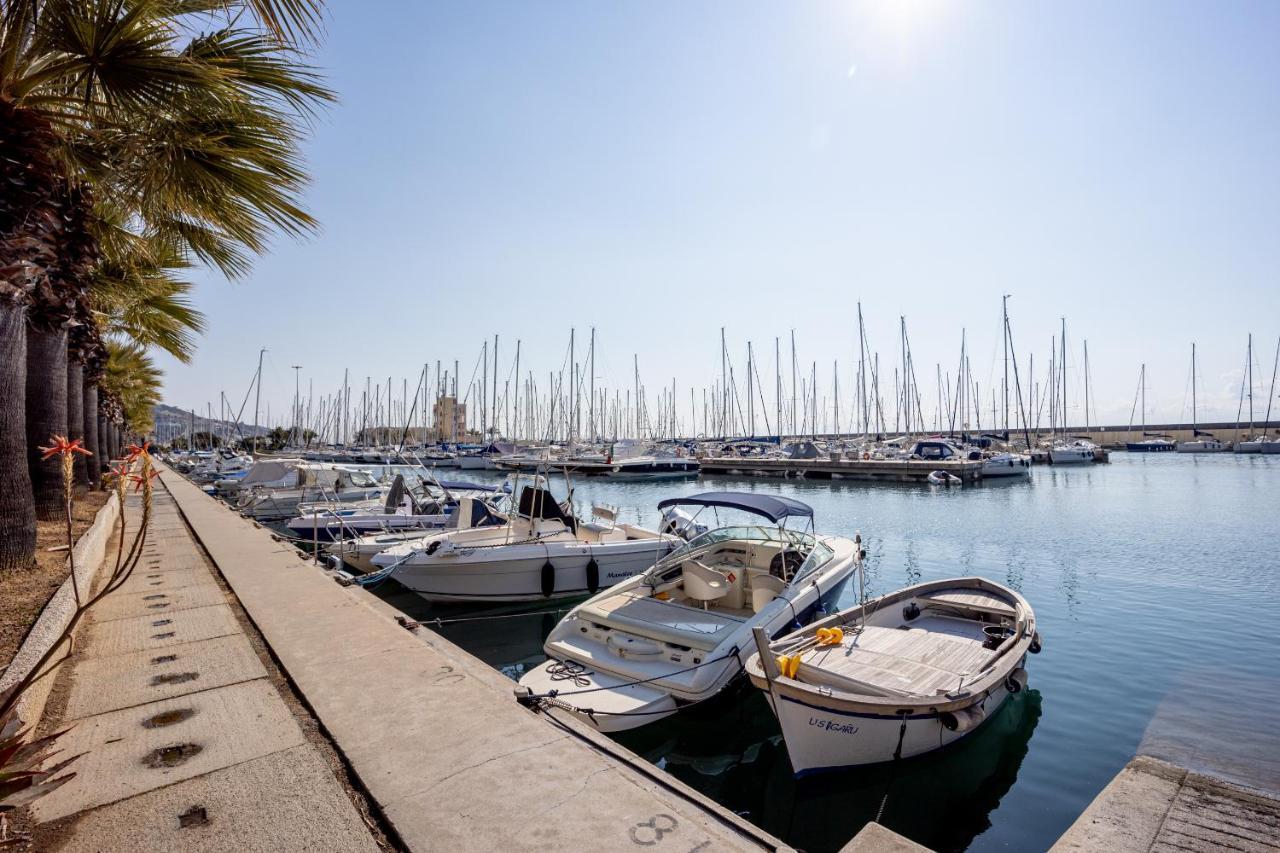 Aregai Marina Exclusive Seaside Apartments Santo Stefano al Mare Exterior foto